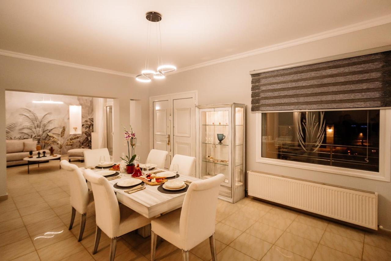 Ellania Villa *